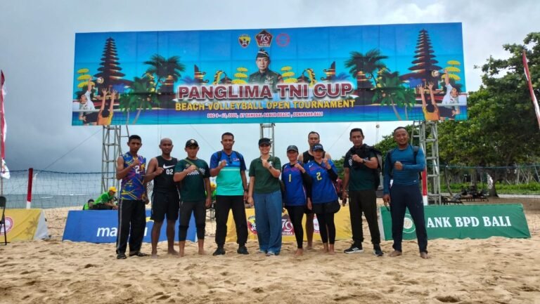 TIM VOLLY KODIM BANGLI SEMARAKKAN OPEN TURNAMENT VOLLY PANTAI PIALA PANGLIMA TNI CUP