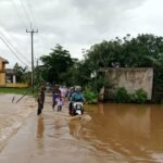 Babinsa Kodim 1409/Gowa Laksanakan Pemantauan Wilayah Terdampak Banjir