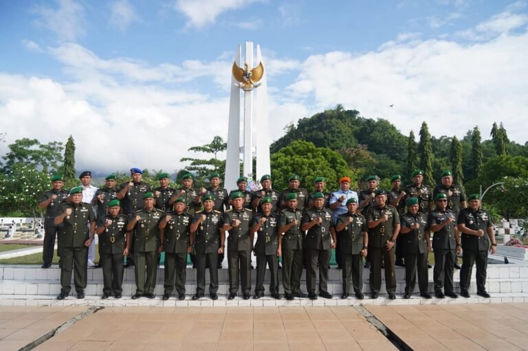 Kodam XVII/Cenderawasih Gelar Ziarah Memperingatai Hari Juang TNI AD