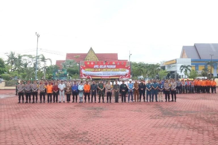 Dandim 0303/Bengkalis Hadiri Apel Gelar Pasukan Operasi Lilin Lancang Kuning 2024