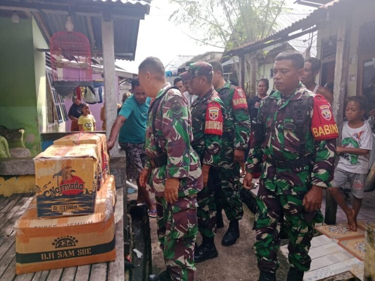 Ratusan Botol Miras, Danramil 01/Dompu Pimpin Penggerebekan Miras