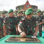 JAGA DAN RAWATLAH FASILITAS SATUAN, PESAN DANREM 121/ABW BRIGJEN TNI LUQMAN ARIEF, S.I.P., M.I.P., BAGI PRAJURIT KOREM 121/ABW SAAT RESMIKAN LAPANGAN UPACARA KOREM 121/ABW