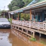 Waspada Bencana Banjir Babinsa Koramil 09 Ketungau Tengah Himbau dan Monitoring Banjir Diwilayah