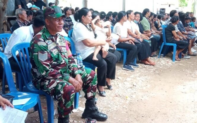 
					Babinsa TDM dan Ketua RW Hadiri Pemakaman Anak Almarhuma