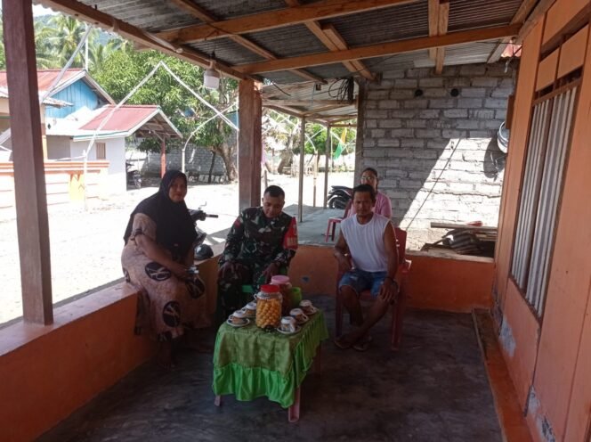 
					Babinsa Koramil 03 Damput Melaksanakan Sosialisasikan Penertiban Hewan Ternak Dengan Warga Desa Binaan