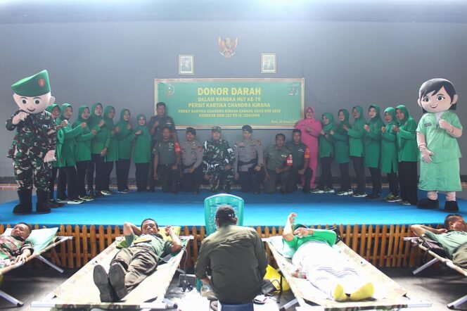 
					Bakti Sosial Donor Darah Semarakkan HUT Ke-64 Korem 162/Wira Bhakti dan HUT Ke-79 Persit Kodim 1608/Bima