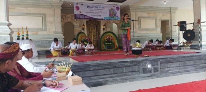 
Babinsa Koramil 02/Susut Hadiri Bulan Bahasa Bali ke VII Tahun 2025