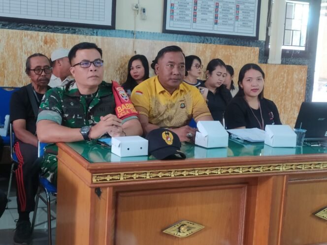 
					Sertu Putu Agustana Hadiri Musdes Laporan Realisasi Pertanggung Jawaban APBDes Tihingan Tahun Anggaran 2024