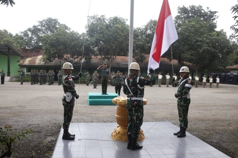 Rutin Dilaksanakan Setiap Hari Senin, Kodim 1605/Belu Gelar Upacara Bendera