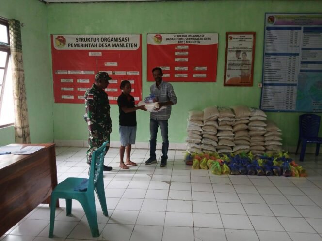 
					Babinsa Dampingi Penyaluran Bantuan Program Pengentasan Kemiskinan Ekstrim