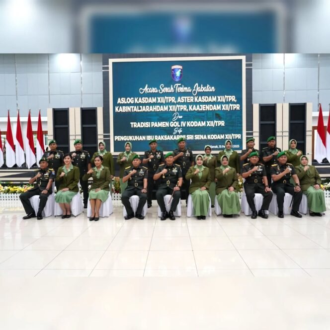 
					Pangdam XII/Tpr Pimpin Tradisi dan Sertijab Pejabat Kodam