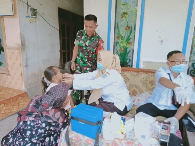 
					Peran Babinsa Jatimulyo dalam Mendukung Program Vitamin A untuk Anak di Wilayah Binaan