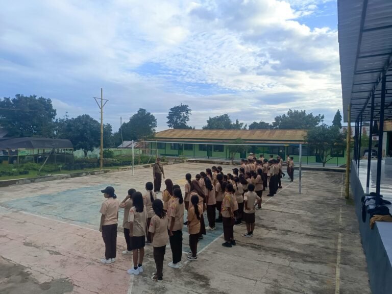 SWK Kodim 1621 TTS Gelar Latihan Sandi Morse Di Makodim 1621 TTS