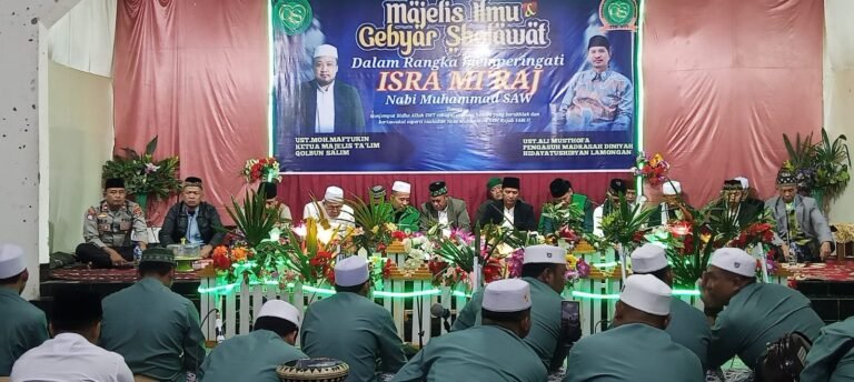 Danramil 01 Kota So’e Hadiri Kegiatan Peringatan Isra Mi’raj Nabi Muhammad SAW 1446 Hijriah/2025 Masehi Di Gedung Suka Jadi So’e