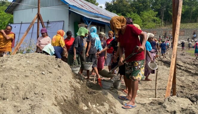 
					Kebersamaan Warga dan TNI di TMMD Ke-123, Wujud Nyata Kemanunggalan