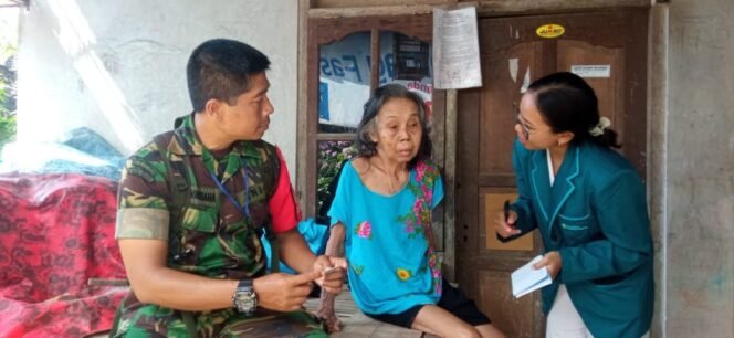 
					Sasar Lansia, PKL Mahasiswi Poltekes Denpasar Didampingi Babinsa Pesinggahan