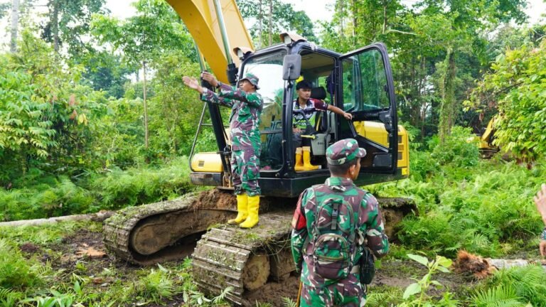 Dansatgas TMMD Kodim 1311/Morowali Tinjau Progres Pembukaan Jalan 9,6 Km