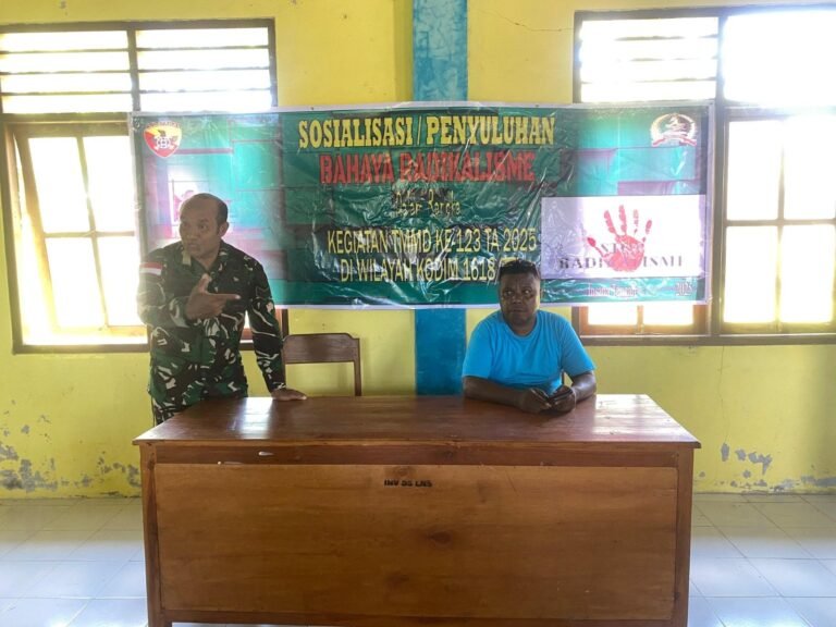 Satgas TMMD Ke-123 Kodim 1618/TTU, Ajak Warga Desa Lanaus Bersama Perangi Radikalisme.