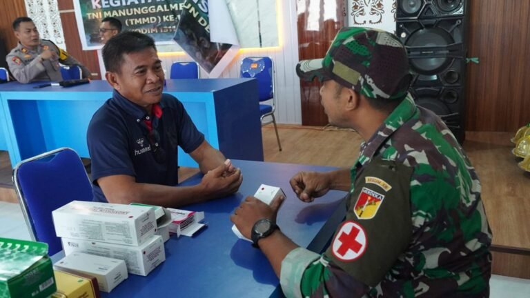 Satgas TMMD Kodim 1311/Morowali Berikan Pemeriksaan Kesehatan Gratis untuk Warga