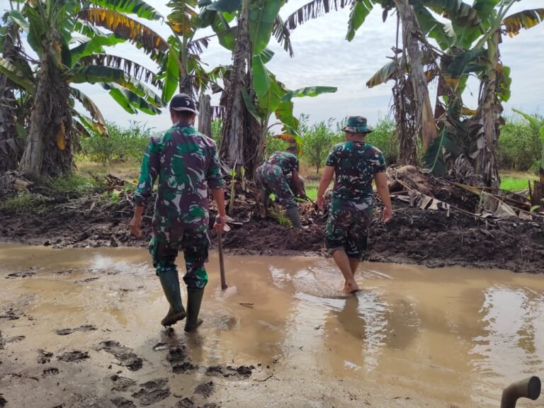 Peduli Infrastruktur Desa, Satgas TMMD 123 Atasi Genangan Air di Nibung