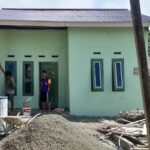 Satgas TMMD Percepat Pengecatan dan Pemasangan Pintu di RTLH Matansala