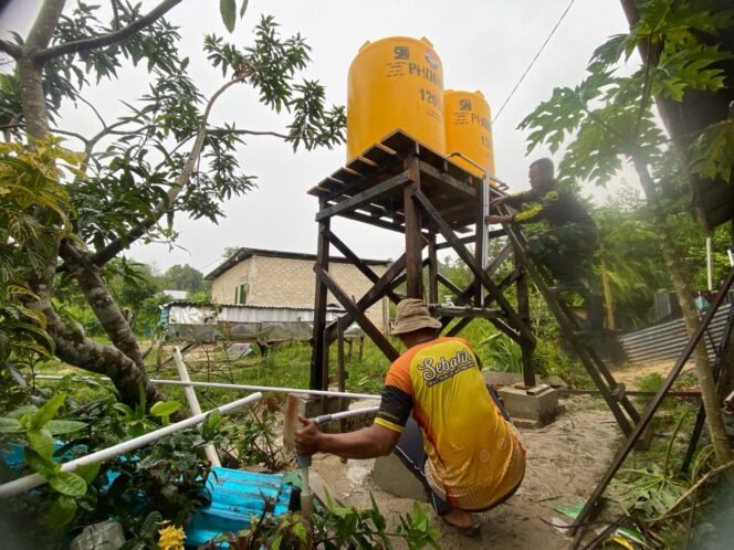 
Usaha Tim Satgas TMMD 123 Kodim 0907/Trk Dekatkan Masyarakat pada Sumber Air Bersih