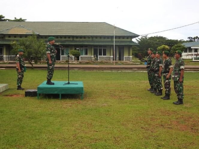 
					Dandim 0428/Mukomuko Pimpin Apel Pengecekan kembali Cuti Bersama