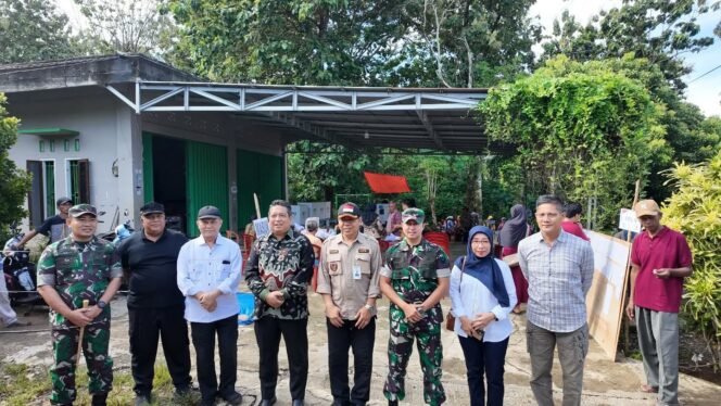 
					Dandim 0408/BSK Bersama Kasi Ops Rem 041/Gamas Melaksanakan Monitoring PSU Bengkulu Selatan