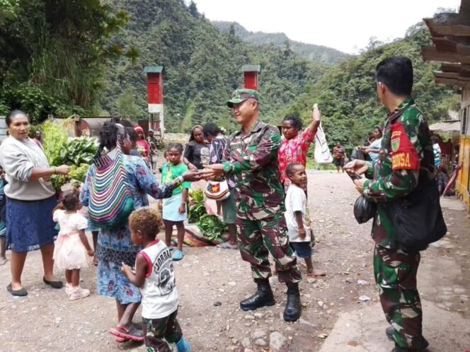 
Melalui Komsos, Danramil Tembagapura Jalin Silaturahmi Dengan Tokoh Agama