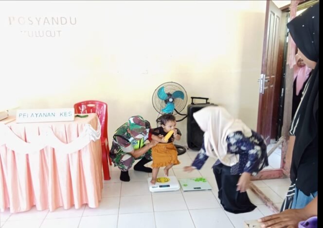 
					Babinsa Koramil 06/Teunom Hadiri Kegiatan Posyandu di Desa Rambong Payong