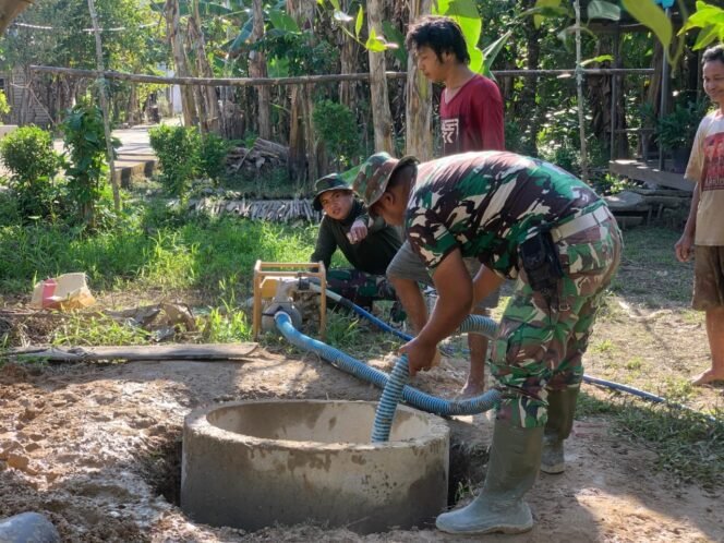 
Pengisian Air di Sumur Gali Desa Talio untuk Mendukung Kebutuhan Masyarakat