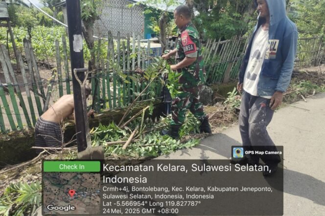 
					Normalisasi Saluran Air, Babinsa Koramil 1425-04/Kelara Kolaborasi Bersama Warga Lakukan Kerja Bakti