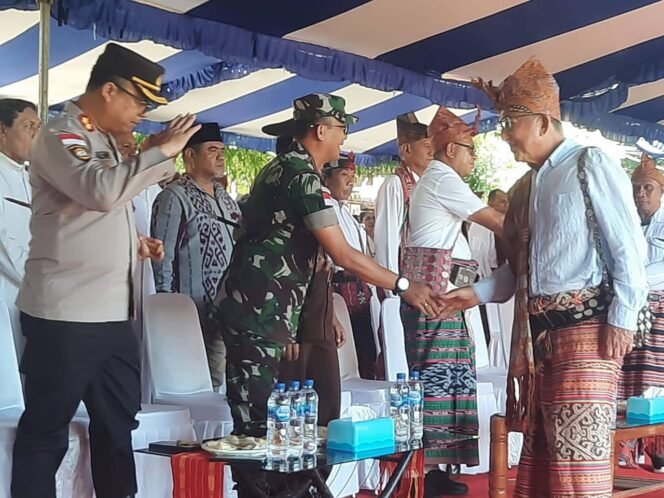 
Dandim Belu Hadiri Upacara Peringatan Hari Pendidikan Nasional