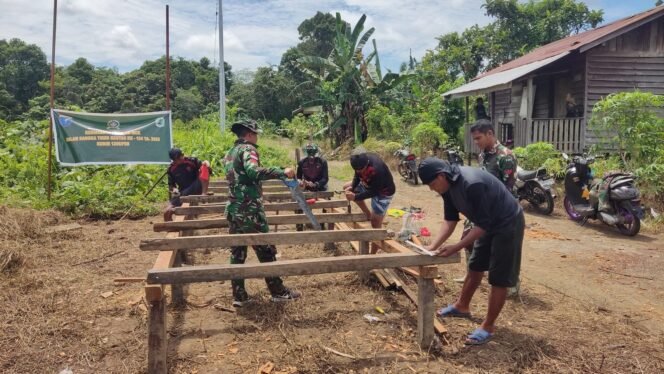 
					Satgas TMMD Kodim 1206/Psb Kebut Pembangunan MCK Demi Tingkatkan Kesehatan Warga