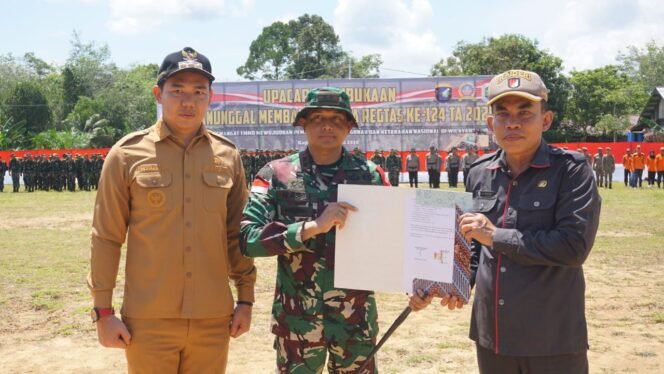
					Bupati Kapuas Hulu Buka TMMD Regtas Ke-124 di Desa Tampang Da,an Kecamatan Kalis