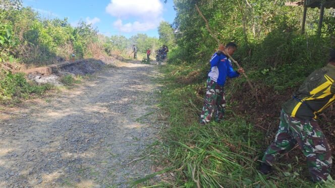 
					Pembersihan Jalan Menuju Lapangan Upacara, Penyiapan Pembukaan TMMD Digelar Kodim 0911/Nunukan