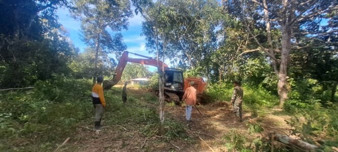 
					Satgas TMMD Nunukan Manfaatkan Alat Berat Semaksimal Mungkin, Progres Jalan Mansapa Melesat
