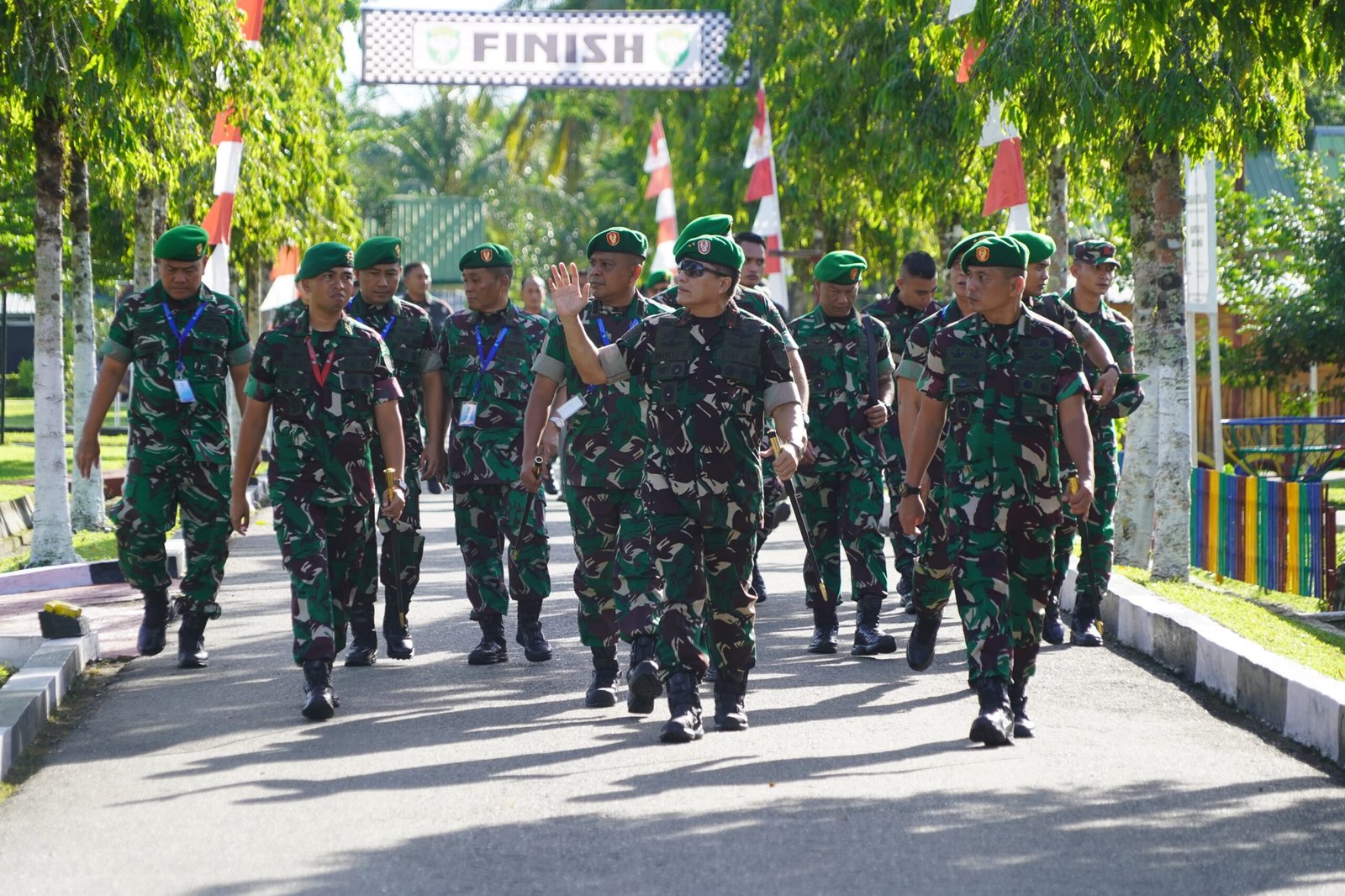 Mayjen TNI Niko Fahrizal Tekankan Kepemimpinan Efektif dalam Apel Dansat TNI AD Tersebar Wilayah Kodam IM