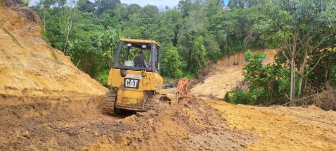 
TMMD Nunukan Ungkap Progres Pembukaan Jalan di Mansapa Capai 72%