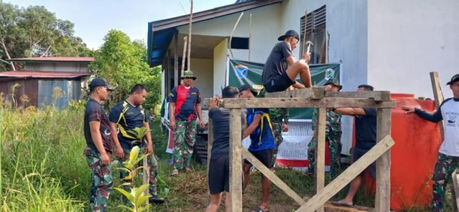
					Sediakan Air Bersih, Satgas TMMD Kodim 1206/Putussibau Dirikan Tandon Air Untuk Warga
