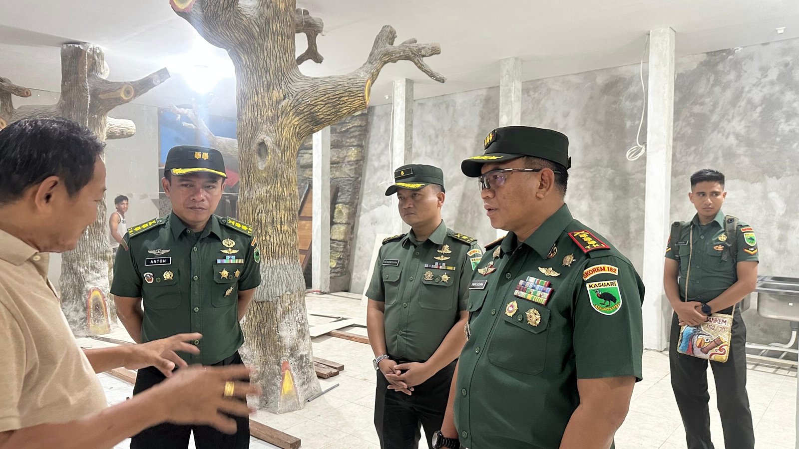 TNI AD Dukung Program Makan Bergizi Gratis: Danrem 182/JO Tinjau Dapur Sehat