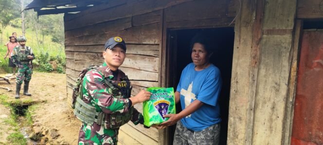 
					Membangun Hubungan Baik: Satgas Yonif 614/RJP Lakukan Komunikasi Sosial dengan Warga