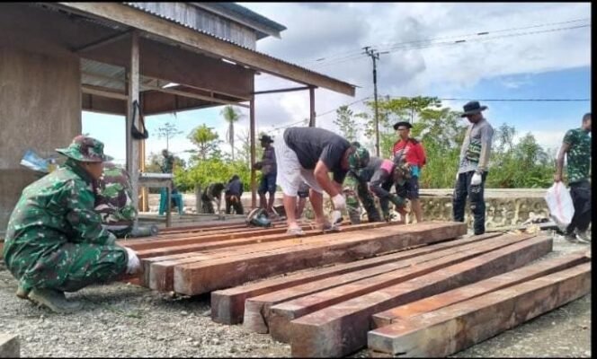 
Persiapan Bahan Kayu untuk Pembuatan Tiang Gereja Talitakum Dimulai