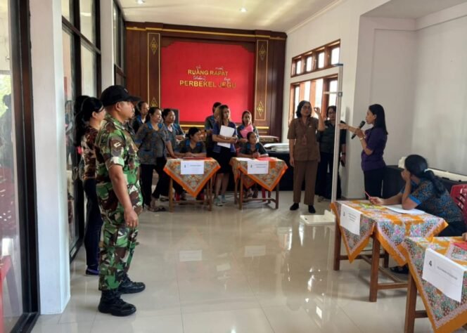 
					Tingkatkan Kapasitas Kader, Babinsa Desa Jegu Dampingi Pelatihan Posyandu ILP dan KPM