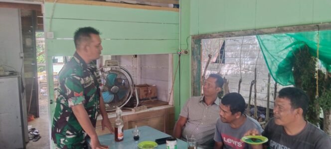 
					Babinsa Indra Jaya Ingatkan Warga Bahaya Karhutla dan Sanksi Pidana Terkait Pembakaran Lahan