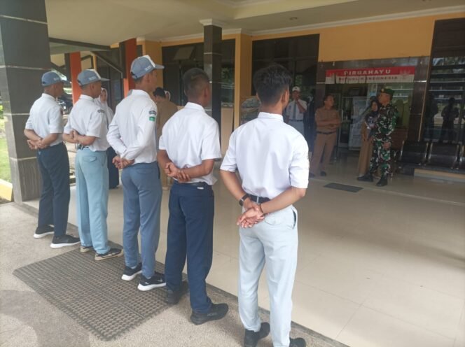 
					Generasi Penerus Bangsa SMAN Tapin Selatan Mendapatkan Suntikan Semangat Kebangsaan