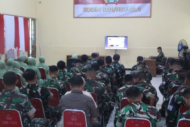 
					Kodim 1001/HSU-BLG Turut serta dalam Peringatan HUT ke-67 Kodam VI/Mulawarman