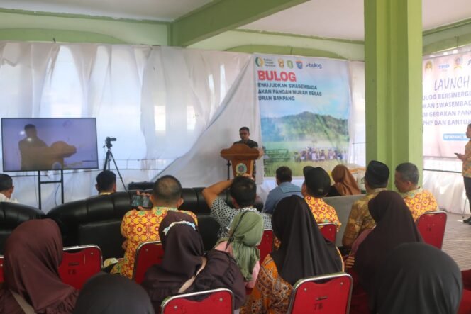 
Dandim 1203/Ketapang Hadiri Launching “TNI – Bulog Bersinergi” dalam Rangka Mewujudkan Swasembada Pangan