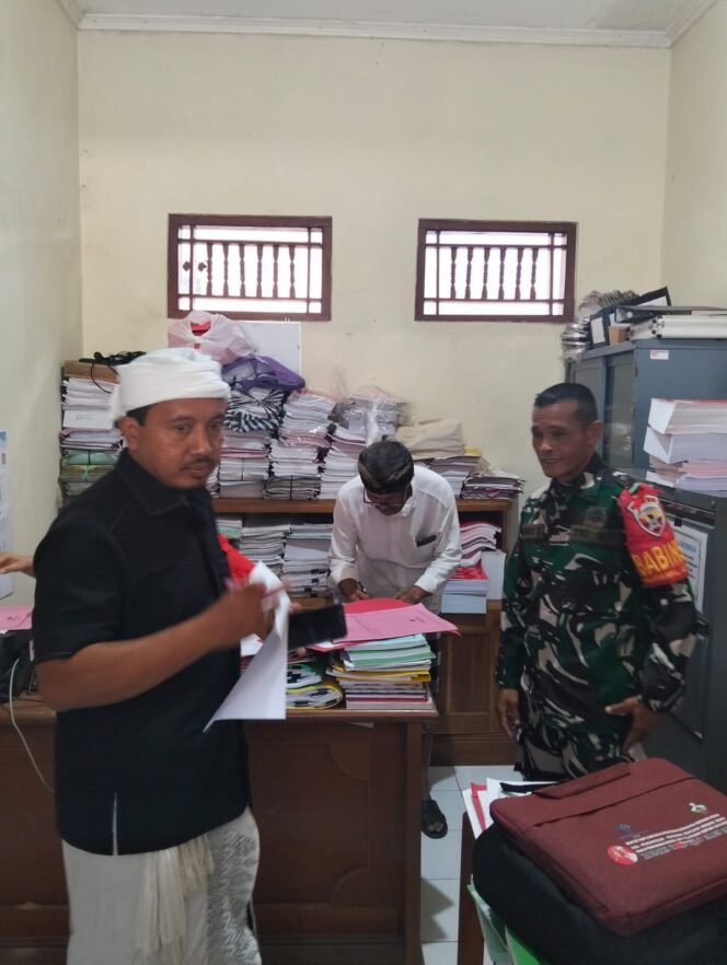 
					Babinsa Desa Susut Jalin Silaturahmi dan Koordinasi dengan Perangkat Desa