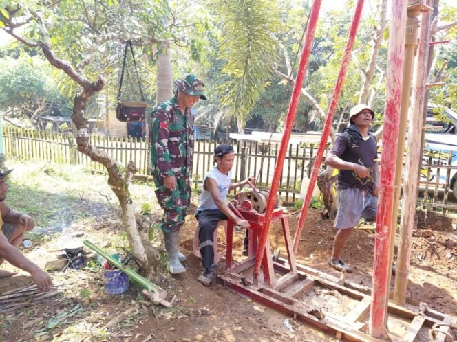 
					Sumur Bor ke-5 Terakhir di SDN Guci Sudah 75 Persen, TMMD Reguler ke-125 Kodim 1017/Lmd Siap Tuntaskan